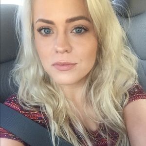 Meet your Posher, Jenna